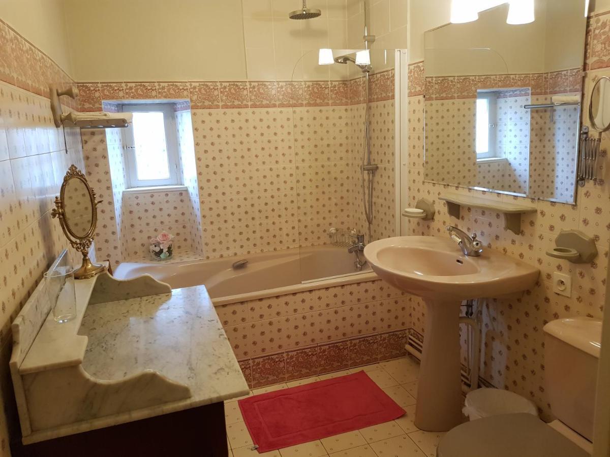 Domaine Les Pradets Bed & Breakfast La Bourboule ภายนอก รูปภาพ